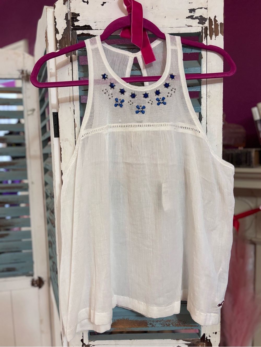 Hollister White Embellished Beaded Tank Top Sleeveless Size Large NWT
